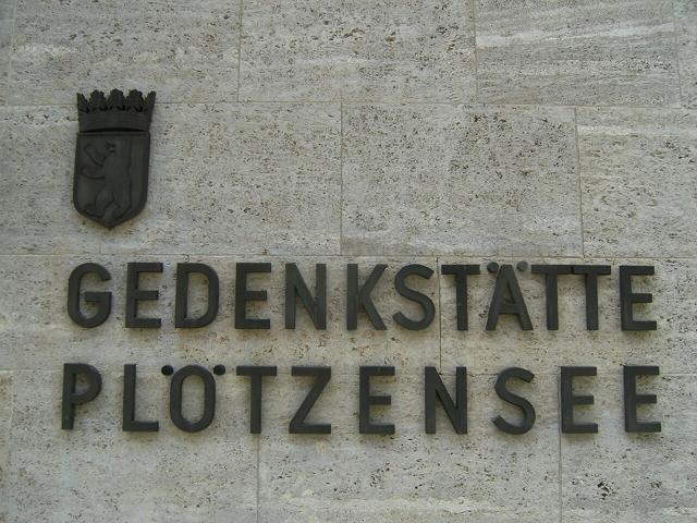 Plötzensee monument